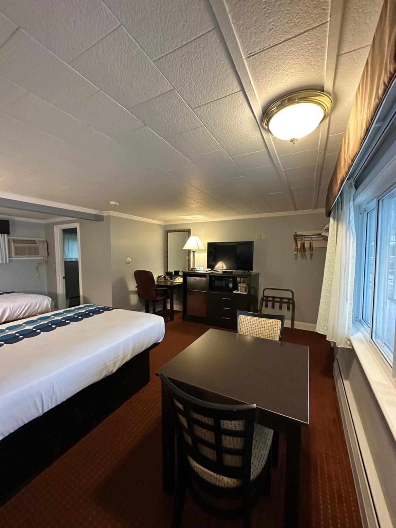 Rodeway Inn Orleans - Cape Cod Exterior foto